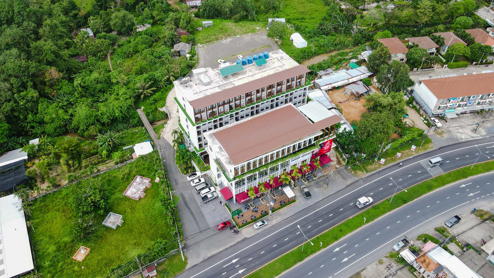 Hotel Exterior