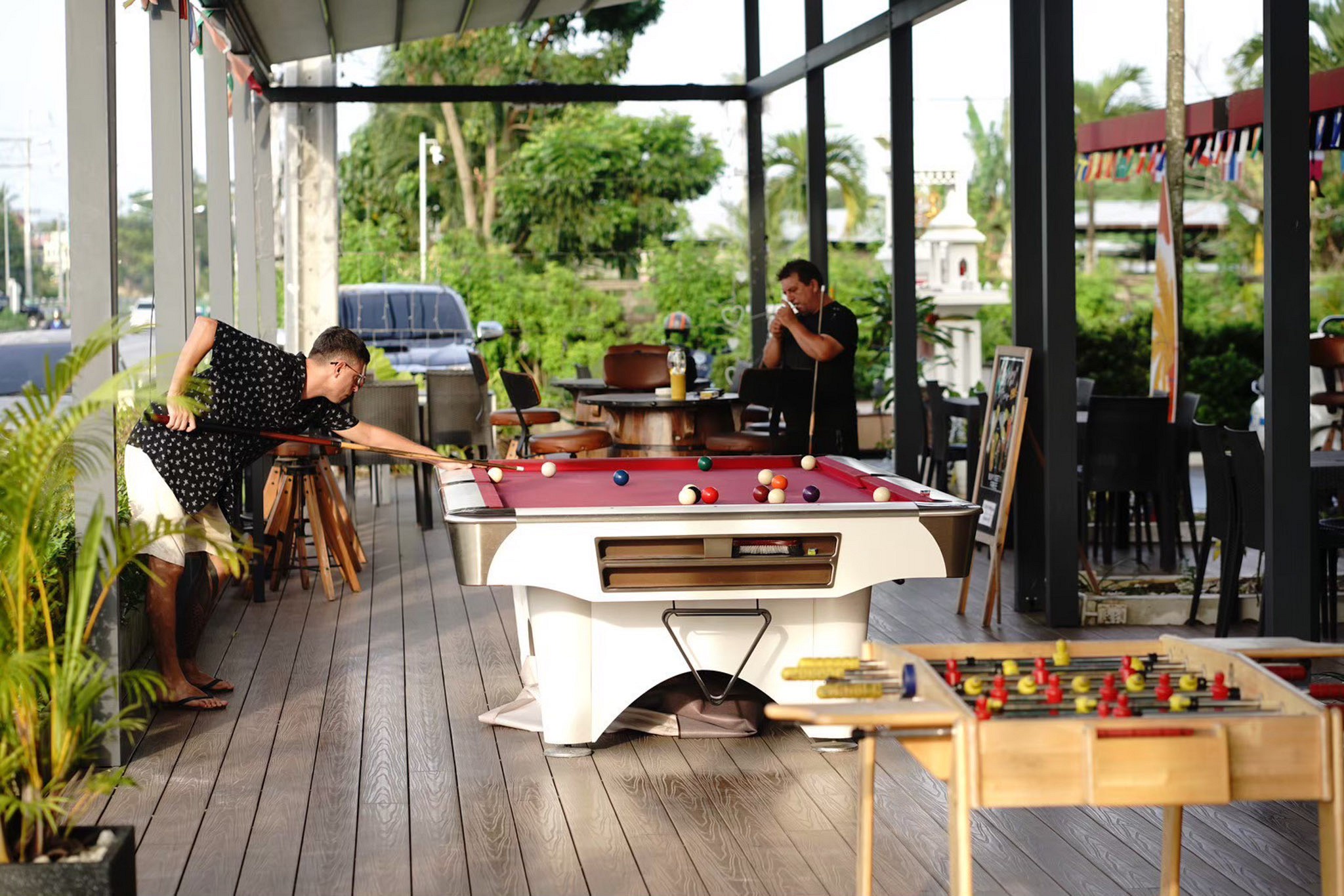 Tourde Cafe & Bar